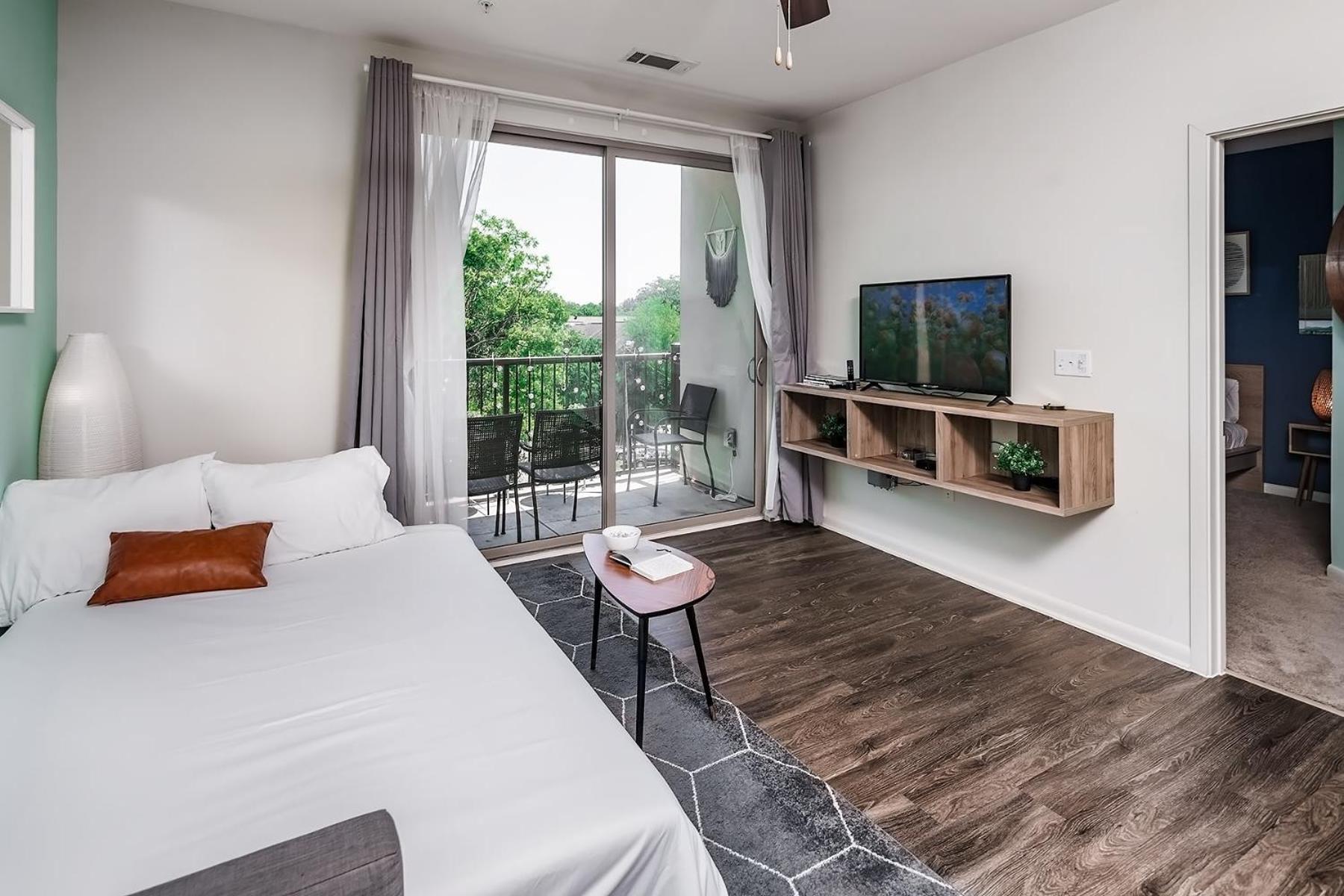 Uptown 4Th Ward Luxury Apt Year-Round Pool Charlotte Luaran gambar
